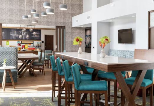 1. 힐튼 오코이 올..