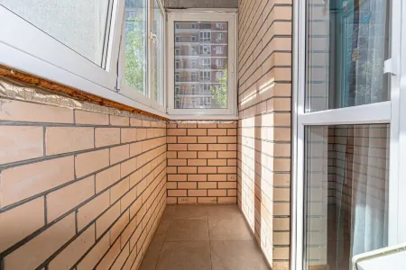 S Novym Remontom Vozle Parka Krasnodar Apartments