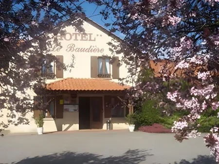 Maison Legate "Hôtel le Baudiere & Spa" Отели в г. Бриуд