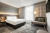 Holiday Inn & Suites Sunshine Coast by IHG