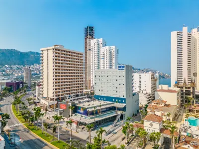One Acapulco Costera Hotels in Acapulco
