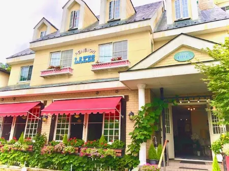 Pension Lakes Nikko Отели рядом с достопримечательностью «Chūzen-ji Temple»