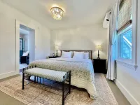 Admirals Quarters Inn Hotels in Southport