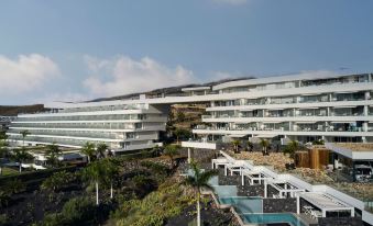 Royal Hideaway Corales Suites