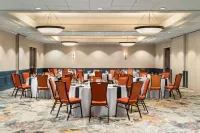 DoubleTree by Hilton Hartford - Bradley Airport - Airport Shuttle