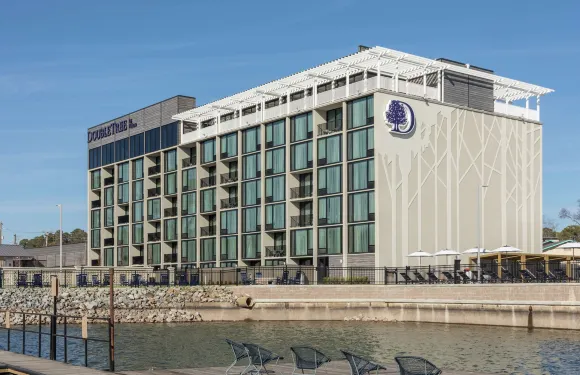 温泉城湖凱隆度假村