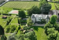Domaine de Montclair Hotel a Theize