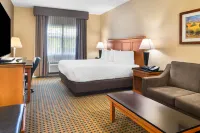 Best Western Plus Sunrise Inn Hotels in Osoyoos