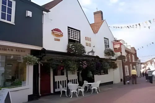 The Sun Inn Hotels in Faversham