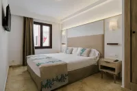 Alua Suites Las Rocas  Hoteles en 