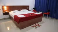 Hotel Exotica Squares