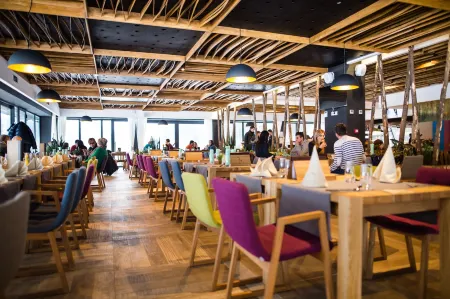 Pino Nature Hotel, BW Premier Collection Отели рядом с достопримечательностью «Мэрия г. Сараево»