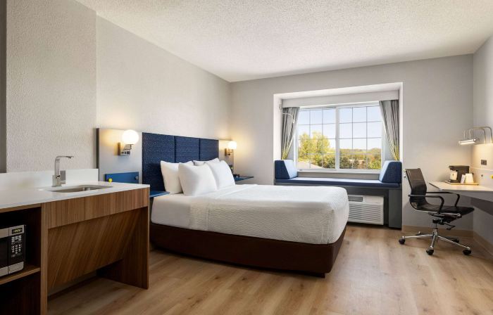 Microtel Inn & Suites by Wyndham New Ulm