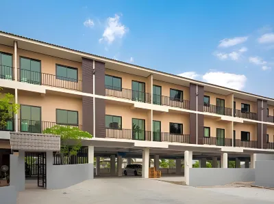 The Square Rayong Hotels in Nikhom Phatthana