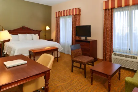 Hampton Inn & Suites Albuquerque-Coors Road