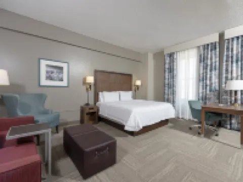 Hampton Inn Indianapolis Dwtn Across from Circle Centre Hotels in Indianapolis