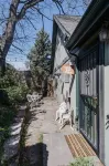 Charming guest house in Denver