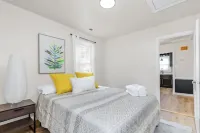 Cozy Stays Cottage *Close to NASCAR & Hot Spots*