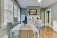 Serene and Stylish Classic Apartment in Midtown!
