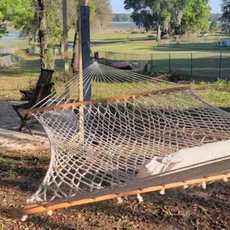 White Sands Lake 2-bedroom Cottage, Sleeps 6, Kayaks/Fishing