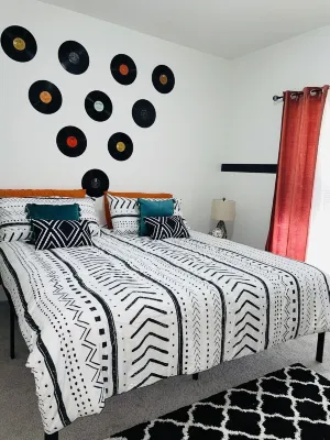 Cozy King Suite w/free parking -- 15 mins from Downtown Các khách sạn gần Mercer University Atlanta Campus