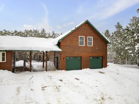 Loft In the Pines, On Snowmobile Trail
