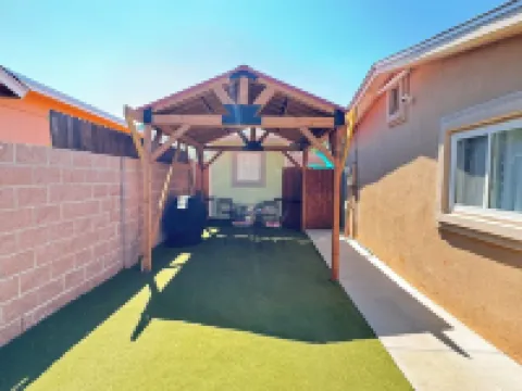 Cozy & Quiet Centralized Studio