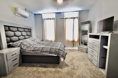 Cozy 2-bedroom apartment with WiFi, AC in superb El Paso entire unit
