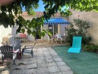 Beautiful house with garden and terrace, 400m from Valras and the beach + Air conditioning Hotels in Vendres
