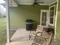Country Getaway - Lazy Rooster