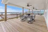 Coco Cabana Hotels in Cameron Parish