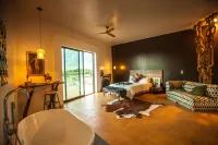 East Wind, unique house with majestic views