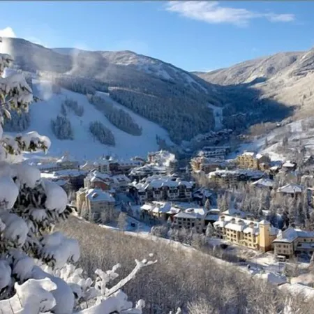3 Min. Walk to Slopes!Mountain View! Steps to Ski Lift/Gondola, Shops & Dining!