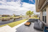 Snowbird Waterfront Oasis • Heated Pool • Private Dock & Boat Lift