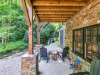 KnightFall-Luxury Cabin w/Waterfall in Backyard, Pet-Friendly, Private, Stunning