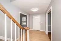 Large 5-bedroom house with WiFi and AC in welcoming neighborhood. Sleeps 12!