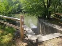 2 bedroom Amazing River front Cabin in Franklin NC