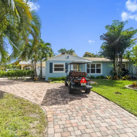 Have fun with the whole family at this beautiful Florida home.