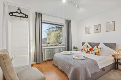 Moderne 3 Zimmer-wohnung 68m² Parken Vollausgestattet 杜伊斯堡市北景觀公園附近的飯店