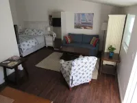 Private Studio Suite near the Beach