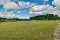 Green Acres Barn Apartment...sleeps 2 comfortably but will sleep 4.