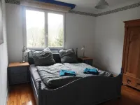 Neu Renovierte, Gemütliche Landhauswohnung, Ideal Ausgestattet für Familien Hotels in Bousseviller