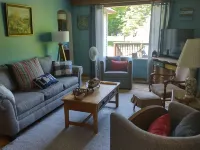 Very comfortable house in the heart of Big Bay, with everything you need. Hotels in Powell