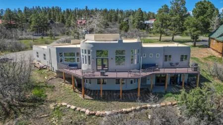 Pagosa Springs Spacious 3 BR Entire House w/AC