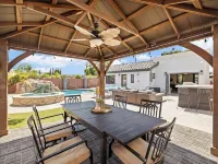 Golden Paradise POOL SPA FUN Hotels in Downey