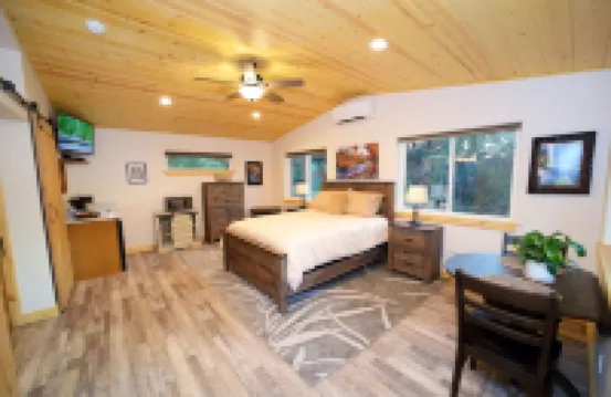 Red Mountain Suite 1 mile to Sequoia Natl Park!