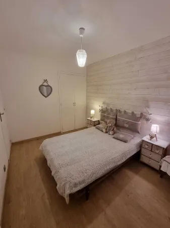 45 m2 FULLY RENOVATED APARTMENT IN THE HEART OF THE ANGLES 4/6 BEDROOMS