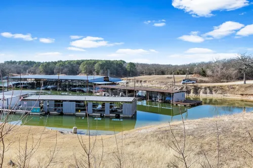 Remodeled Lake Texoma Beach Themed House Walking Distance to Neighborhood Beach Hotels in Sherman-Denison