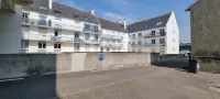 Beautiful apartment in the center of Concarneau with private parking
