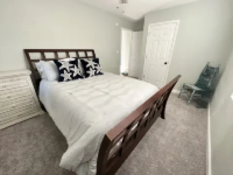 Milton's Remodeled Cozy Retreat- 30min to Beaches and 4 min to Blackwater River Hoteles en Milton